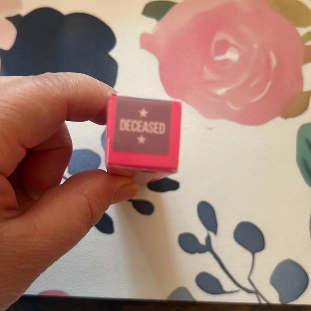 Deceased Velour Lip Liner by Jeffree Star - New in Box - Picture 4 of 5